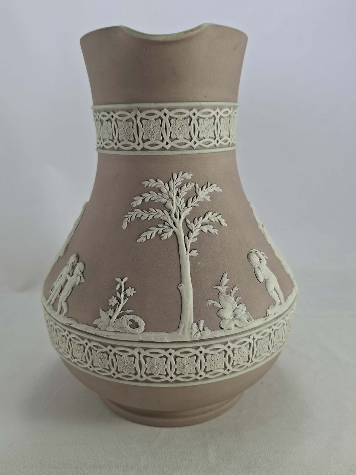 Wedgwood Lilac Jug/Pitcher - Image 4