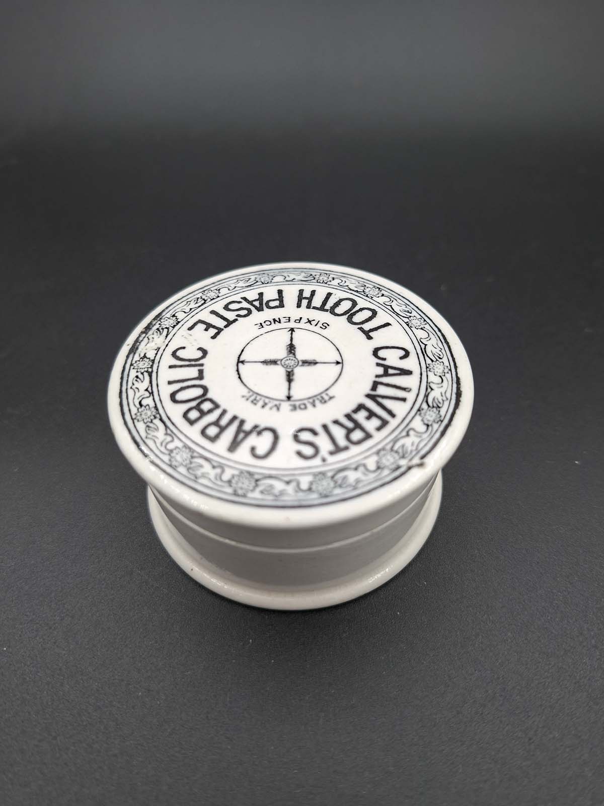 Calverts Carbolic Toothpaste Pot Lid & Base - Image 3