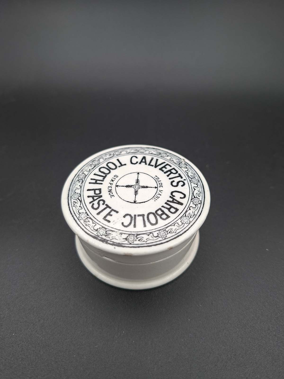 Calverts Carbolic Toothpaste Pot Lid & Base - Image 4