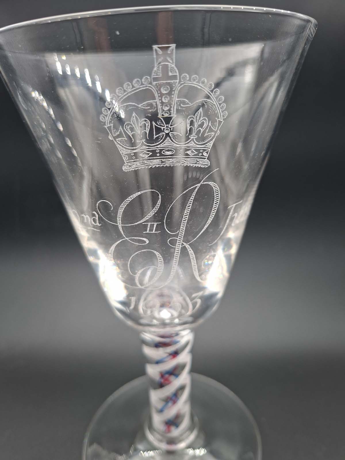 Whitefriars Air Twist QEII Coronation Goblet - Image 7