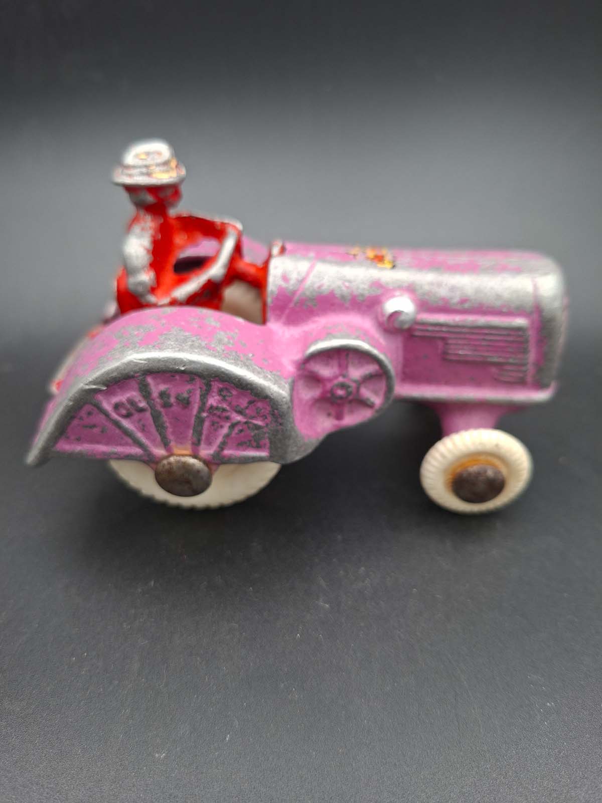 Fun Ho Oliver 70 Tractor - Image 3