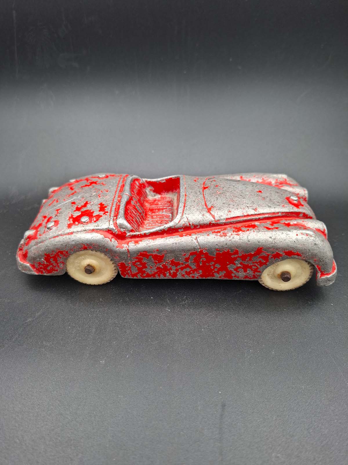 Fun Ho Red Jaguar XK 20 Sports Car - Image 3