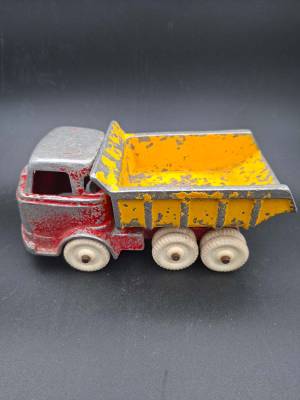 Fun Ho Red & Yellow Heavy Dump Truck No.522