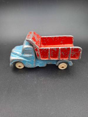 Fun Ho Blue & Red Tip Truck No.326