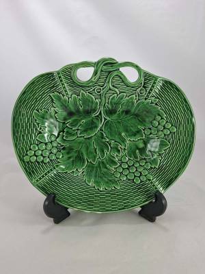Davenport Green Majolica Grapevine Shallow Bowl