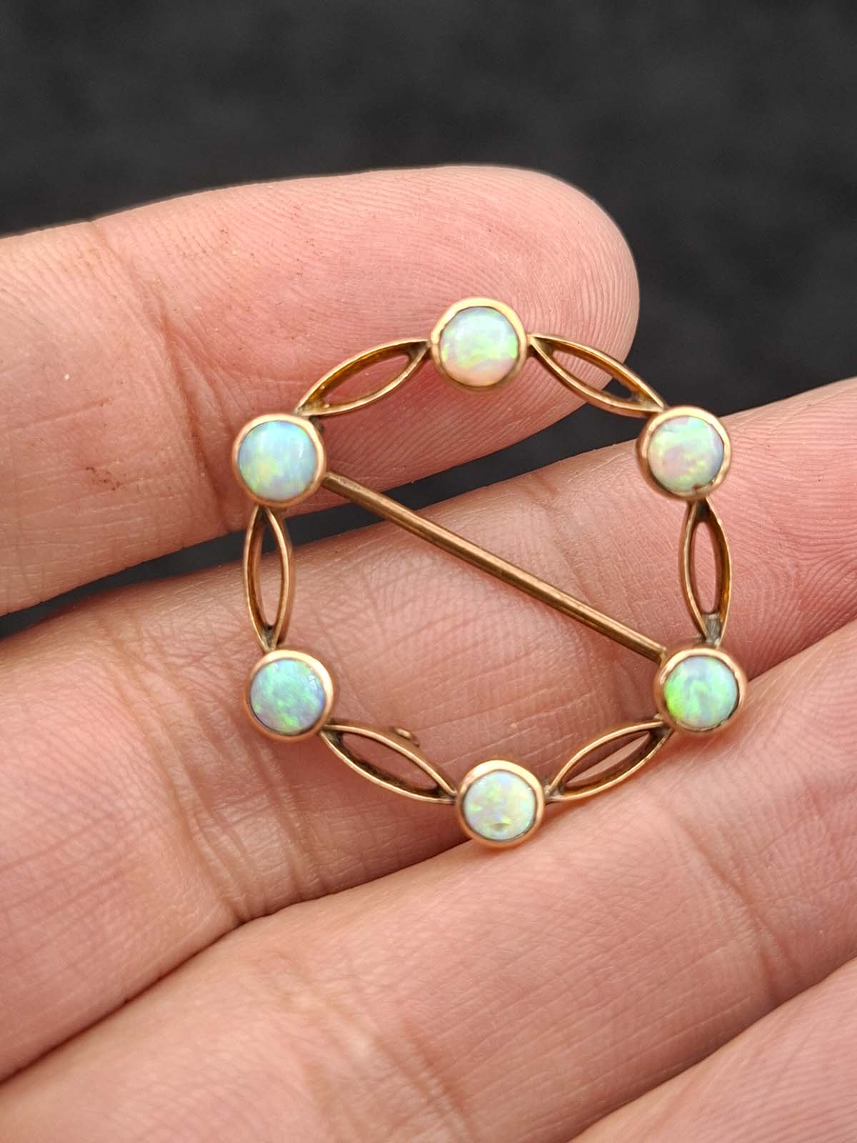 15ct Gold Opal Circlet Brooch (With Valuation) - Image 2