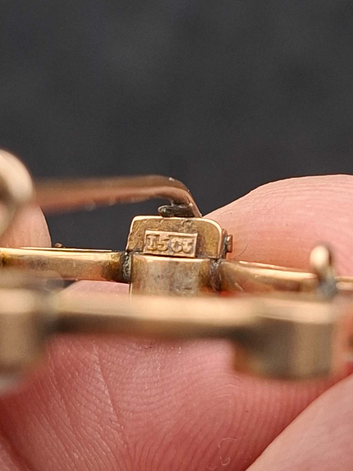 15ct Gold Opal Circlet Brooch (With Valuation) - Image 4