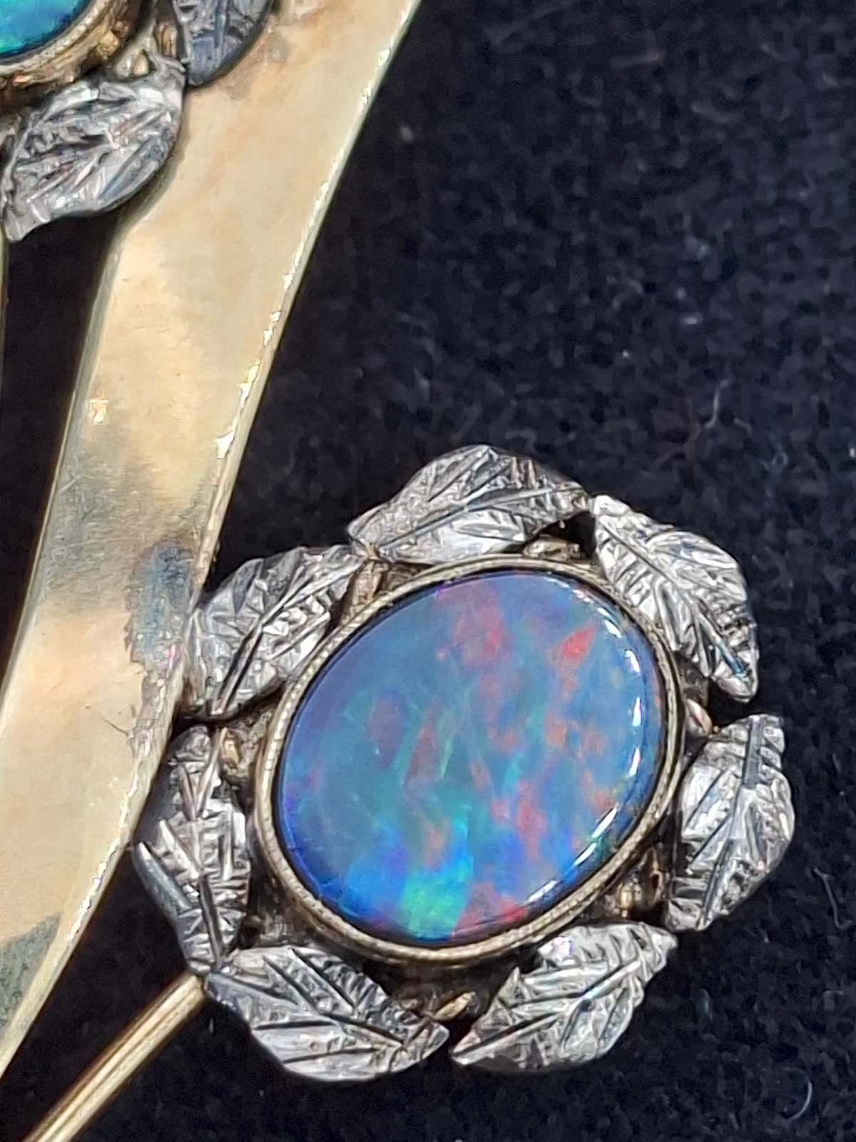 9ct Gold Opal Brooch (With Valuation) - Image 8