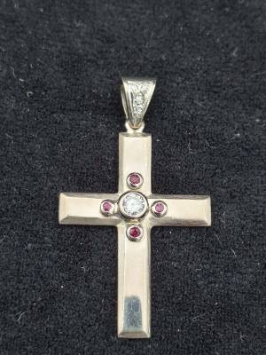 18ct White Gold Diamond & Ruby Cross Pendant (With Valuation)