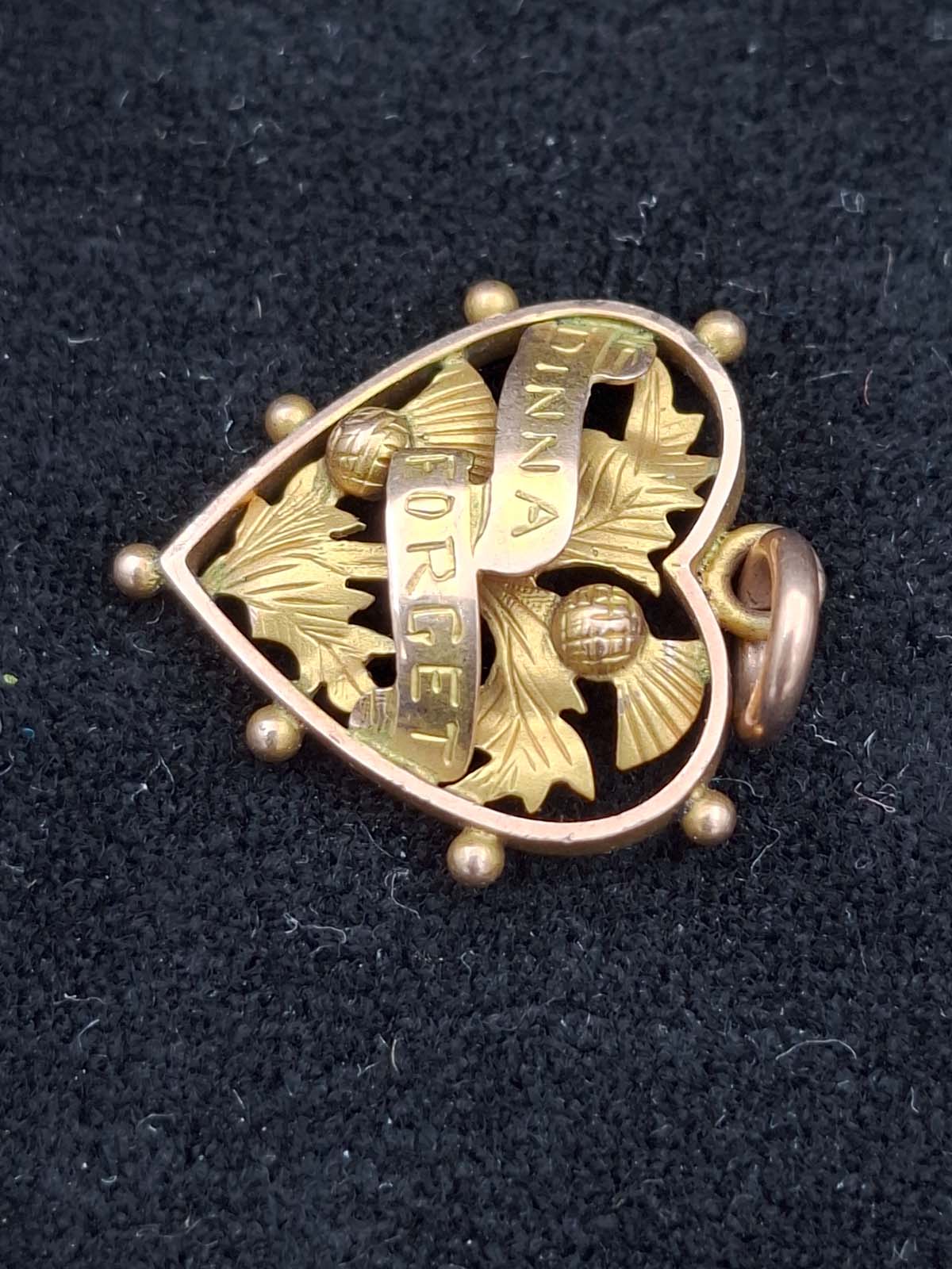 9ct Gold Scottish Heart Pendant - Image 4