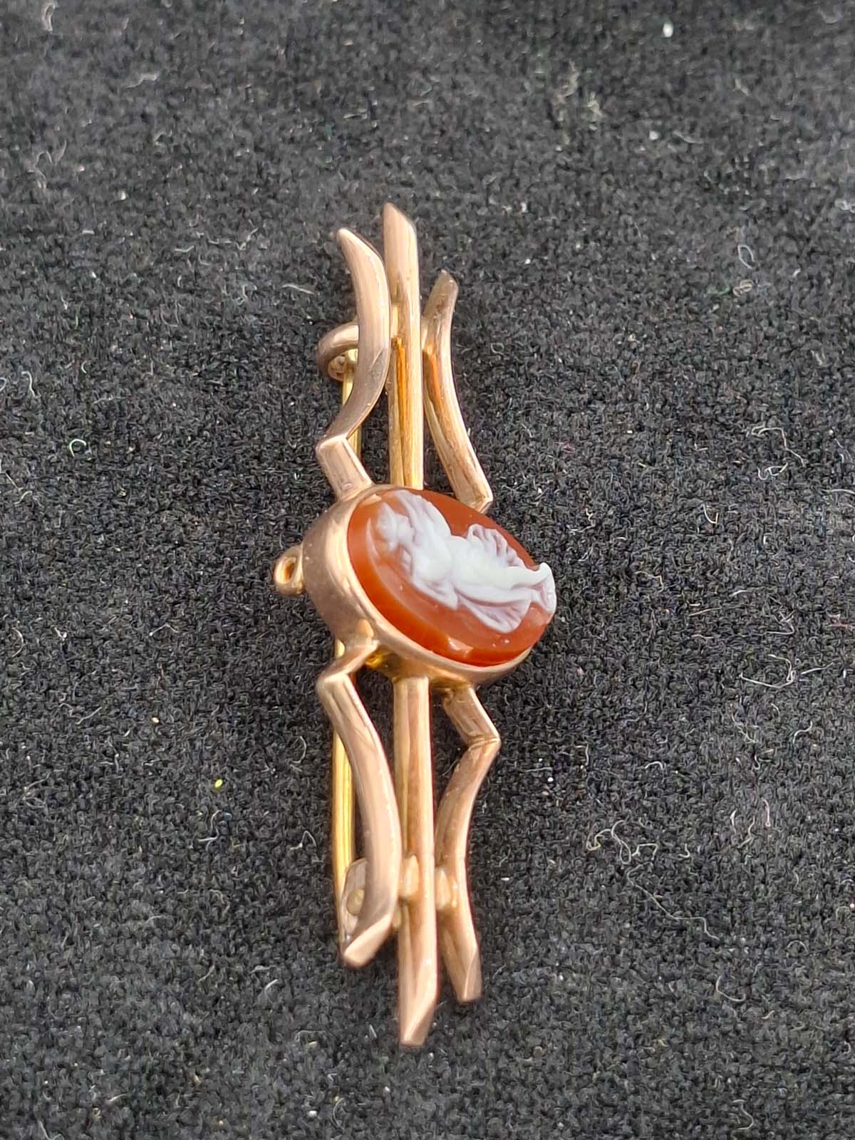 9ct Gold Cameo Brooch / Pendant - Image 2