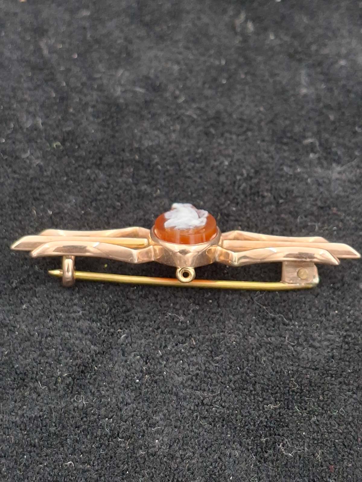 9ct Gold Cameo Brooch / Pendant - Image 3