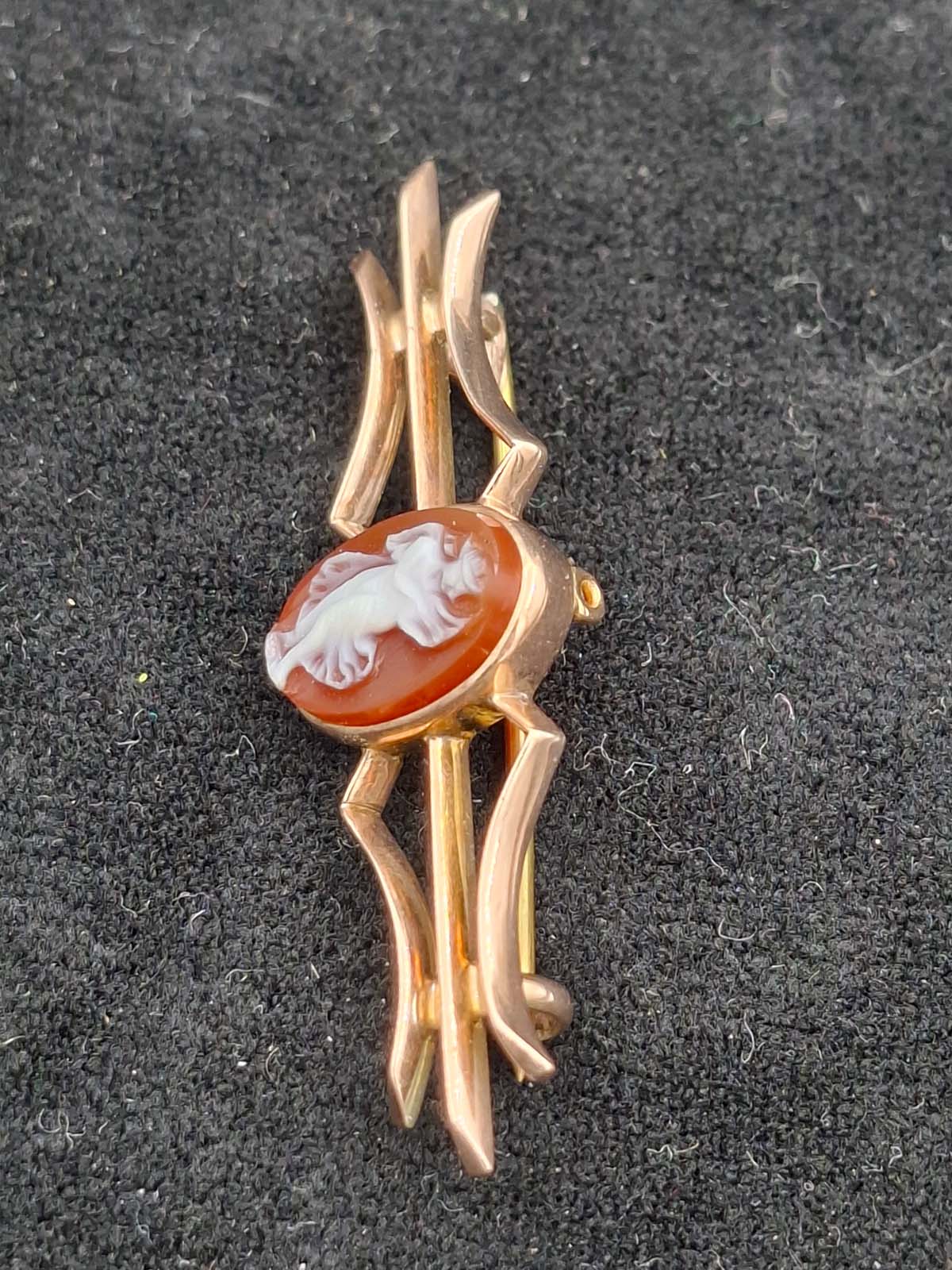 9ct Gold Cameo Brooch / Pendant - Image 4