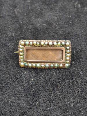 9ct Gold and Seed Pearl George III Mourning Brooch
