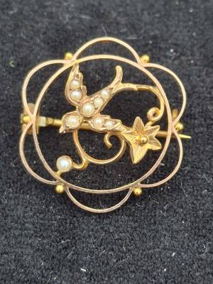 9ct Gold Edwardian Seed Pearl “Swallow” Brooch / Pendant