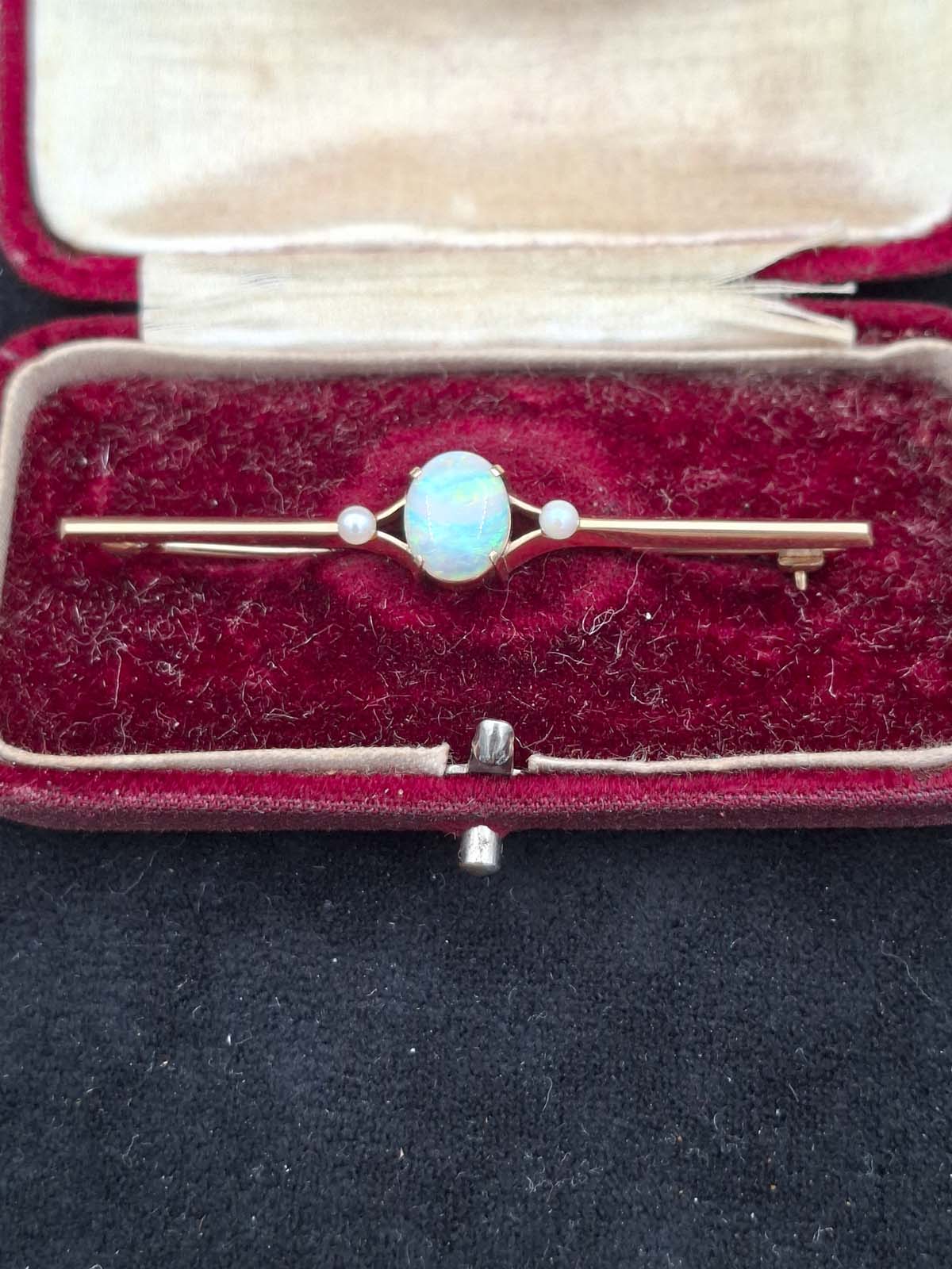 9ct Gold Opal and Pearl Bar Brooch (With Valuation)