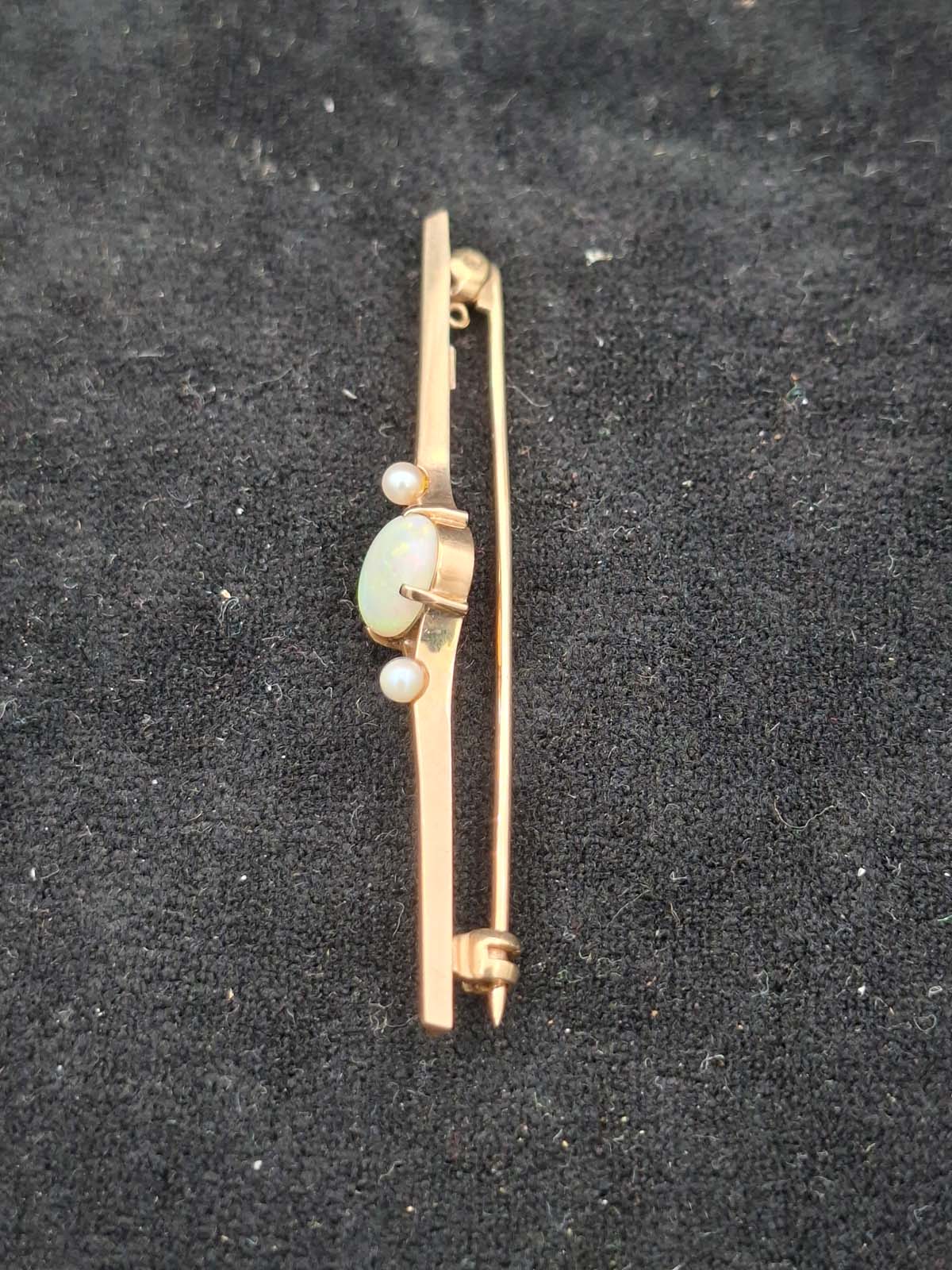 9ct Gold Opal and Pearl Bar Brooch (With Valuation) - Image 2