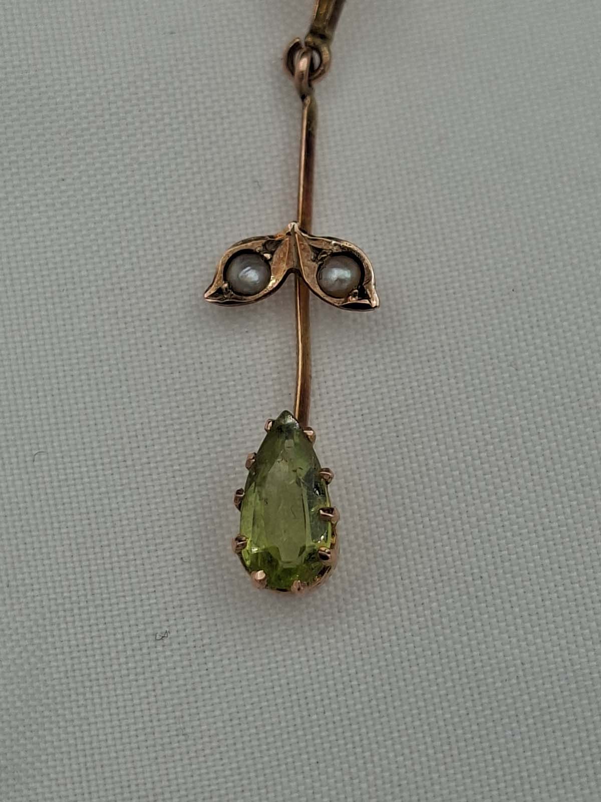 Art Nouveau Lavalier Pendant Set with Peridots & Seed Pearls - Image 8