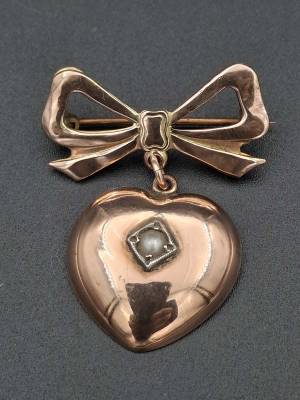 9ct Gold Bow & Heart Pendant