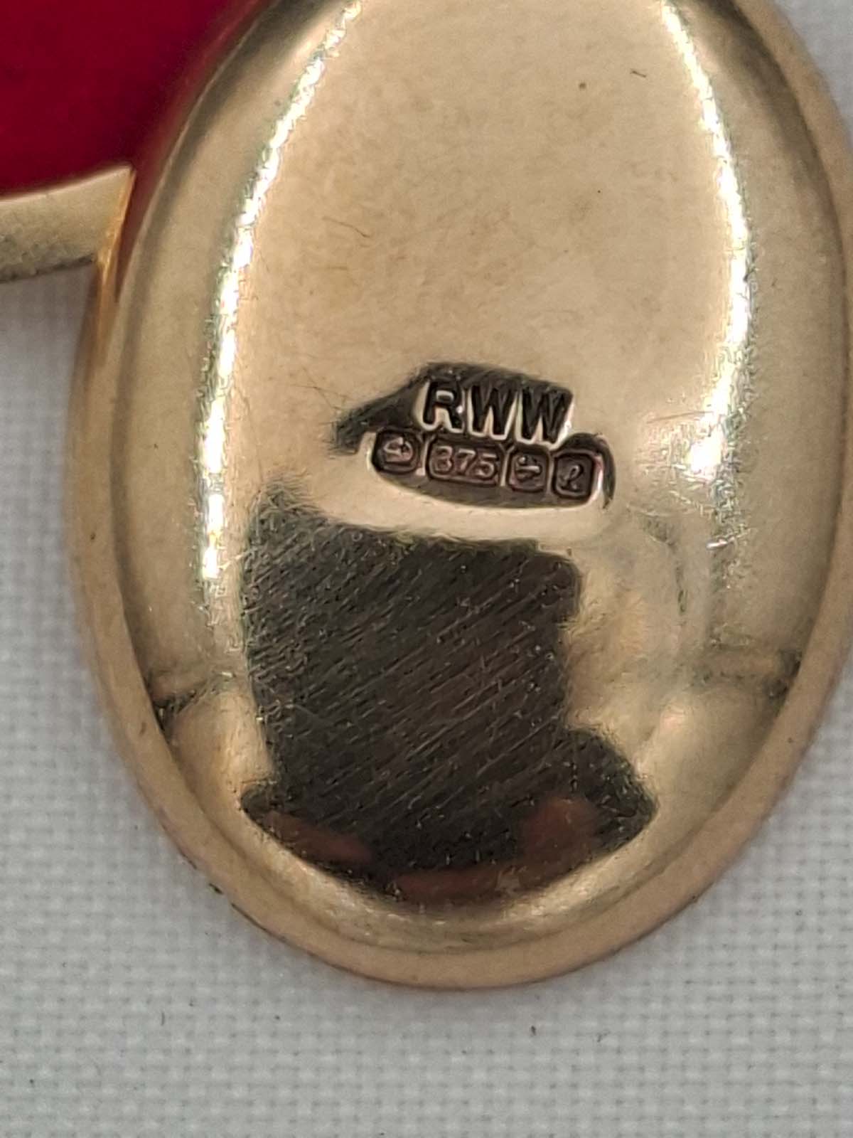 9ct Gold Double Sided Locket & Chain - Image 7