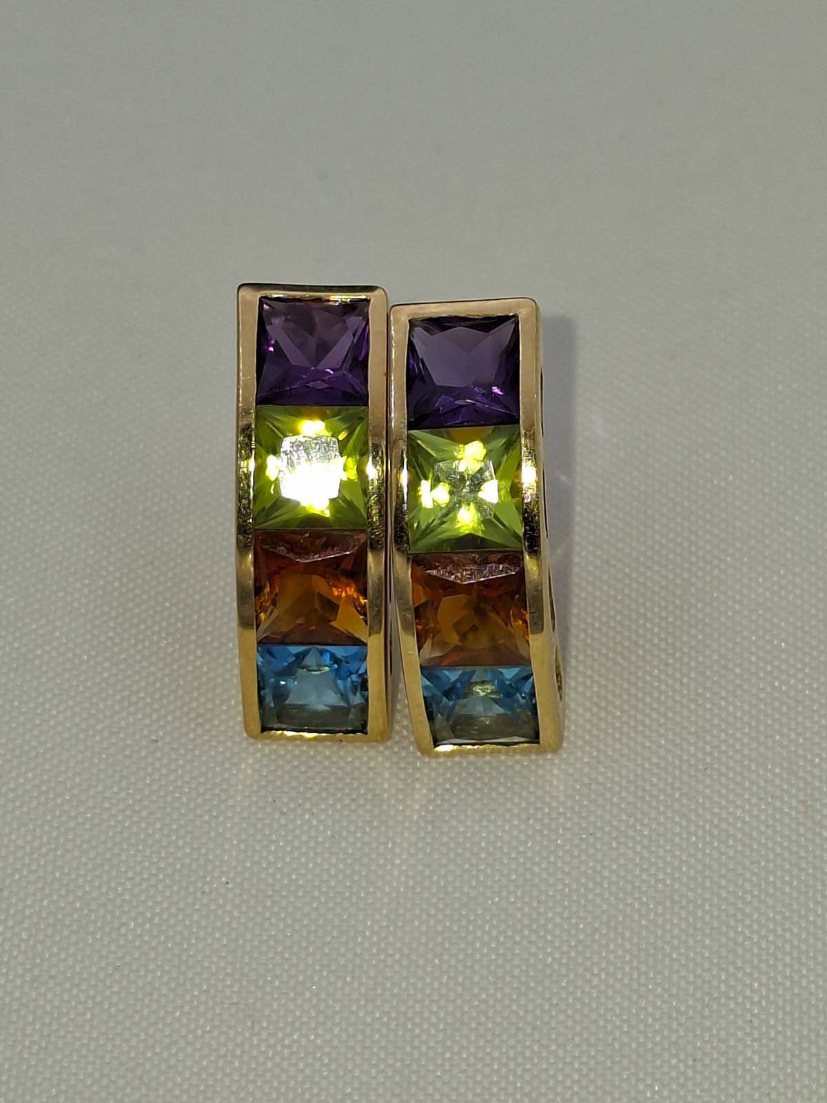 18ct Gold Multistone Stud Earrings (With Valuation)