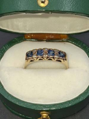 9ct Gold Sapphire & Diamond London Bridge Ring (With Valuation)