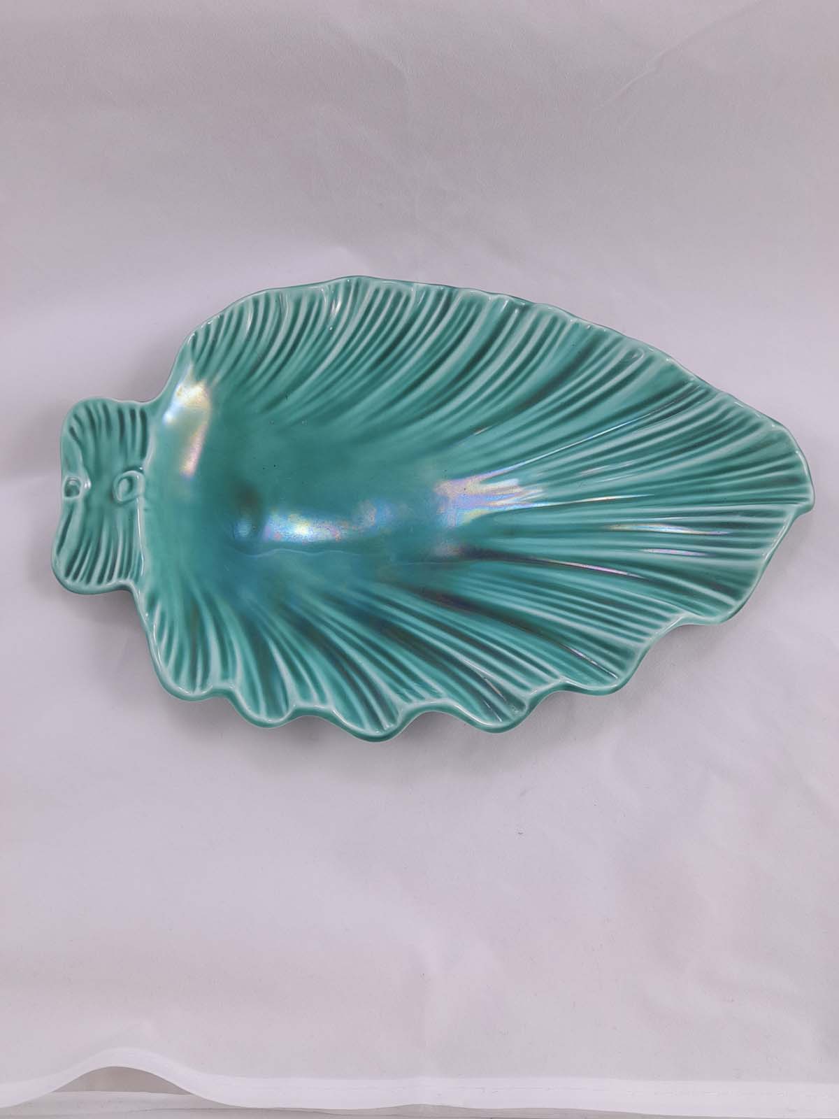 Wedgwood Green Majolica Dish - Image 3