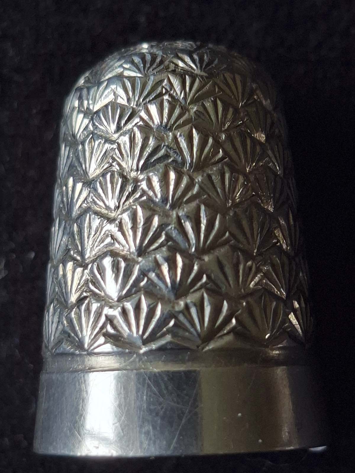 Sterling Silver Thimble by Charles Horner - Image 3