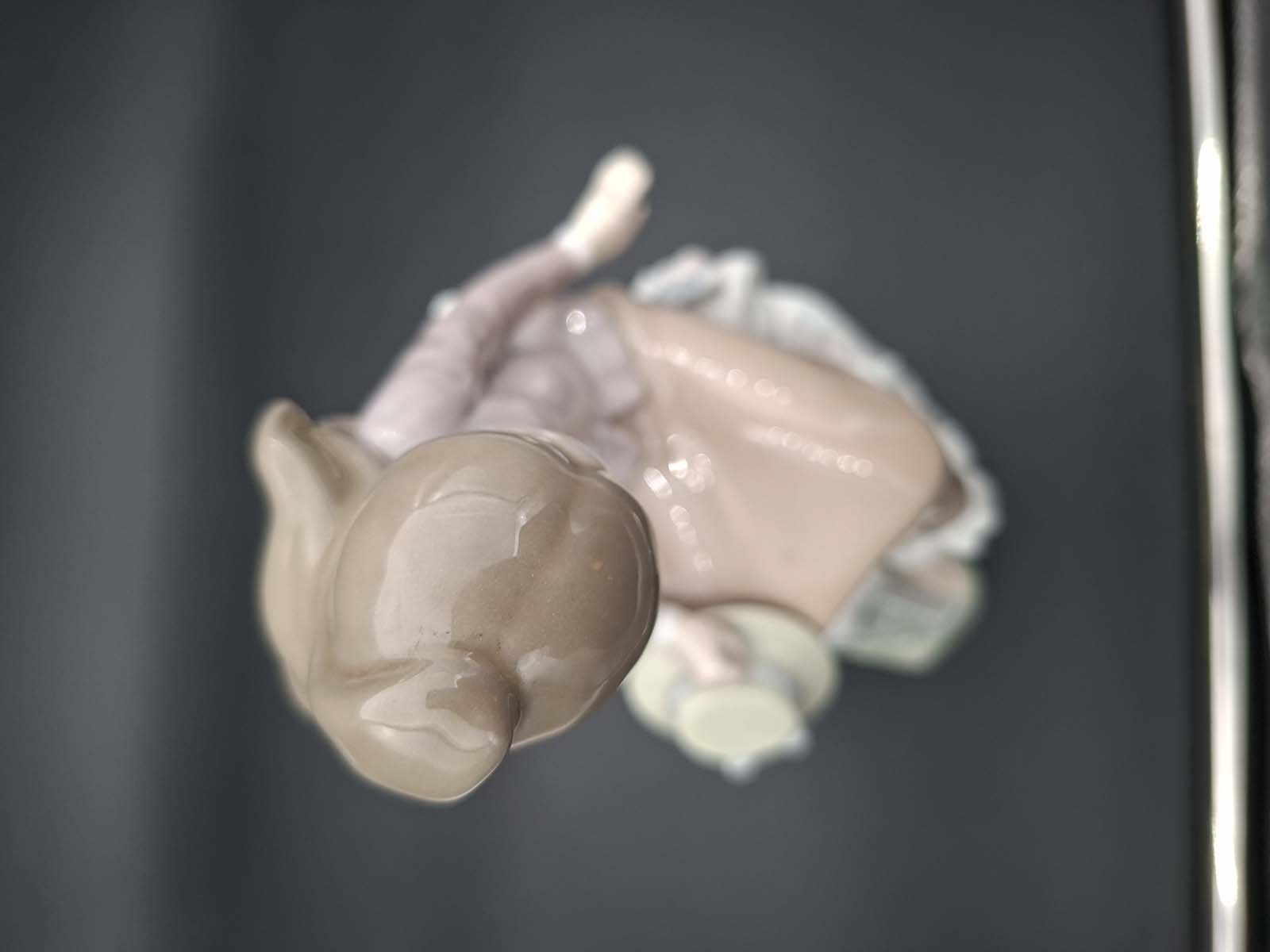 A Lladro Figurine Called “At the Seaside” - Image 6