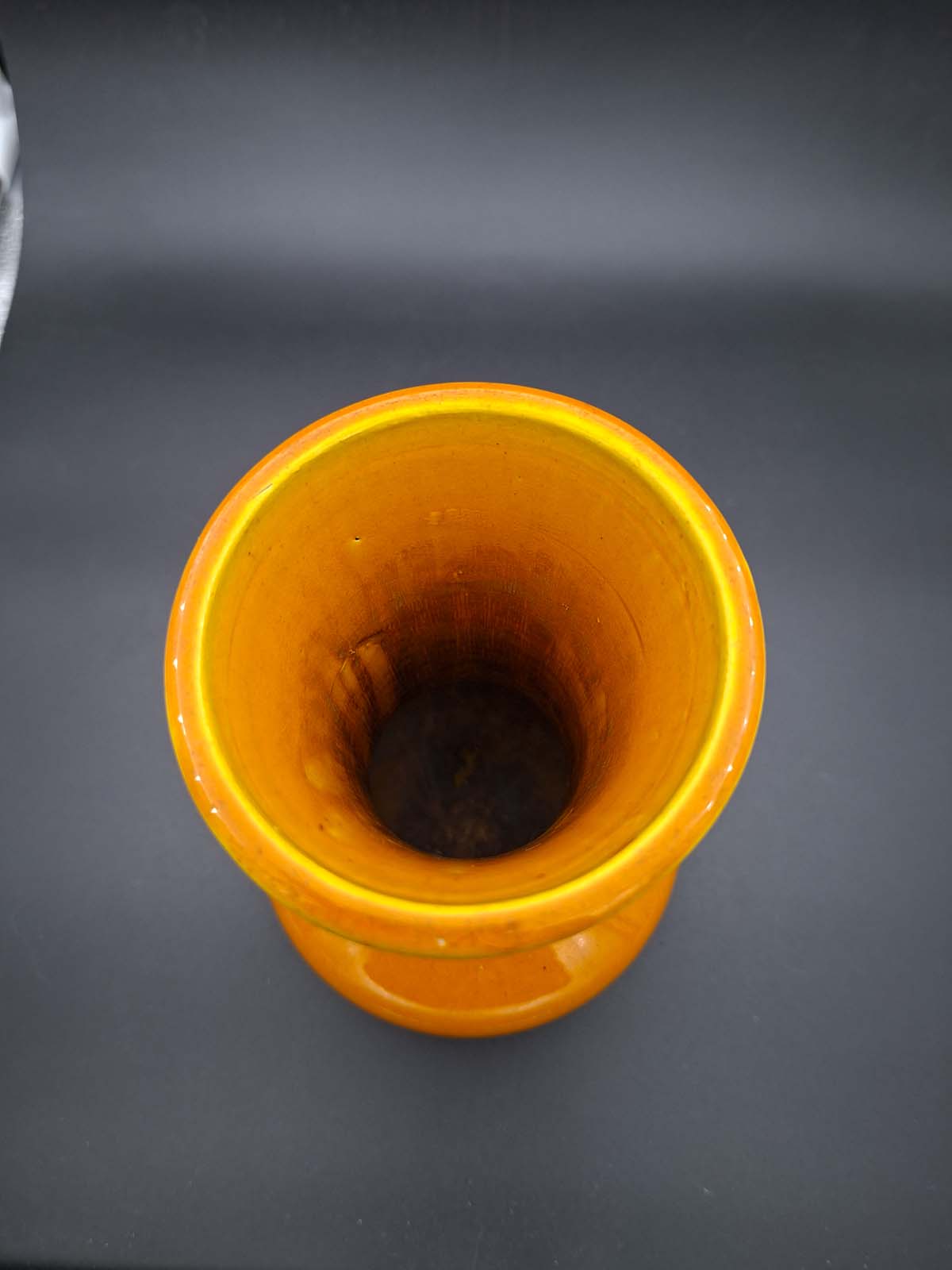 An Awaji Pottery Yellow Glaze Vase 1890 -1922 Period - Image 5