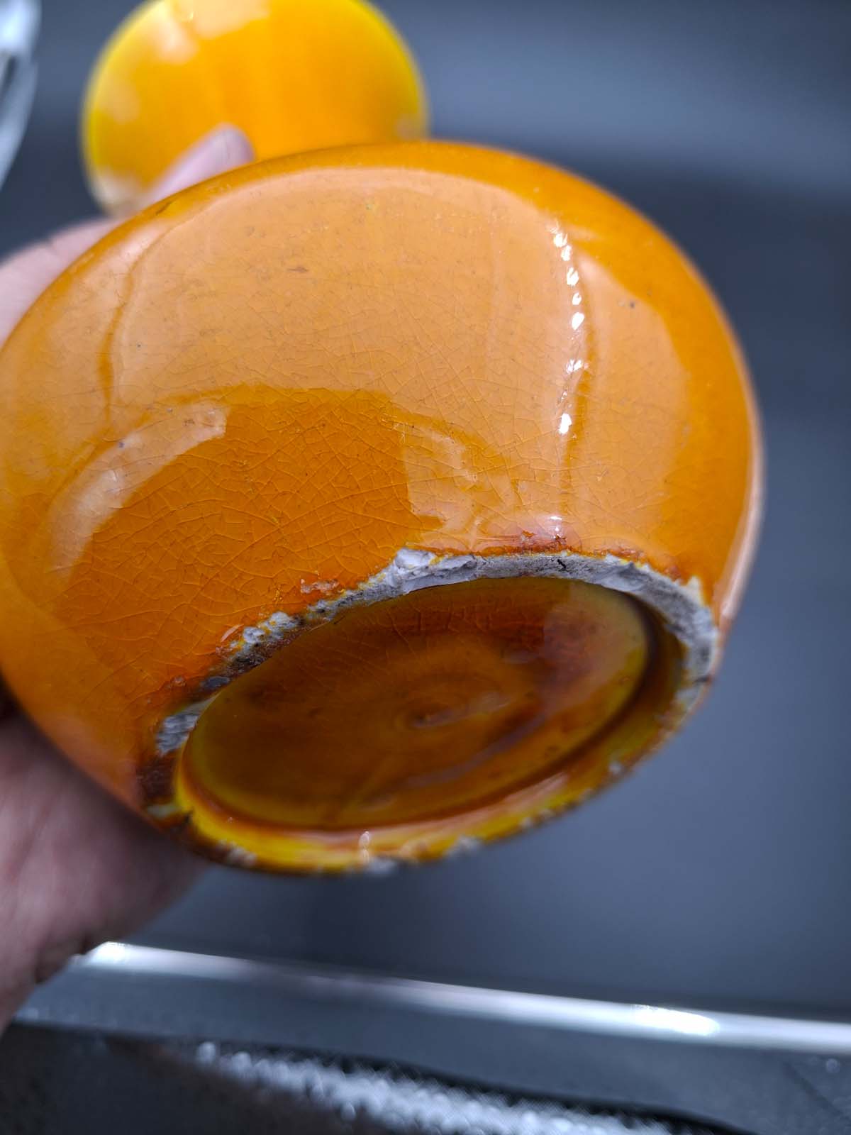 An Awaji Pottery Yellow Glaze Vase 1890 -1922 Period - Image 9