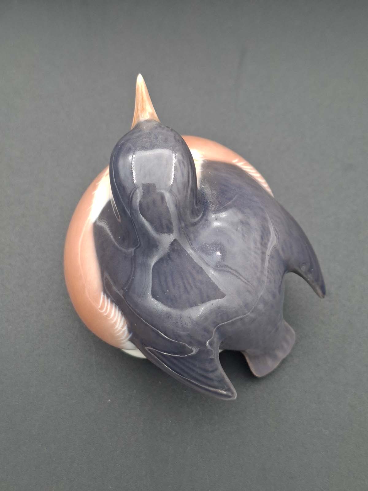 Royal Copenhagen Robin Figurine No.2266 - Image 5