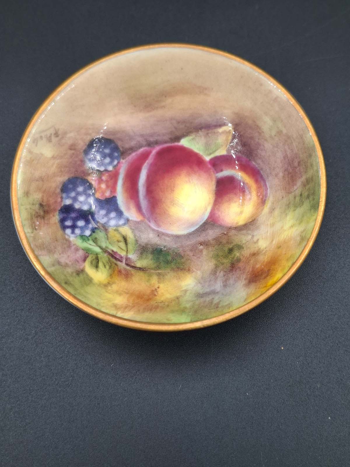 Small Royal Worcester Signed Hand Painted Fruits Bowl - Image 3