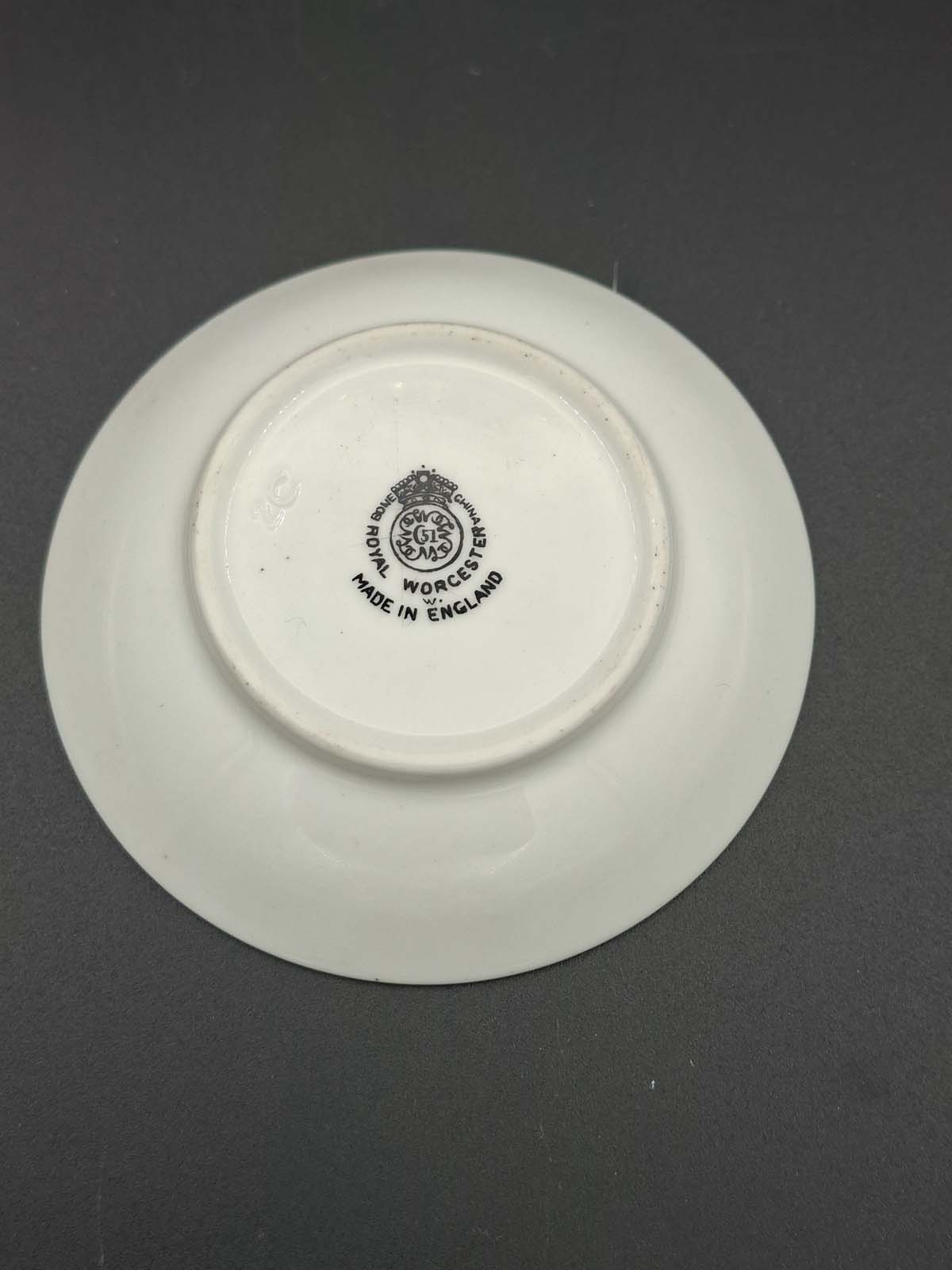 Small Royal Worcester Signed Hand Painted Fruits Bowl - Image 6