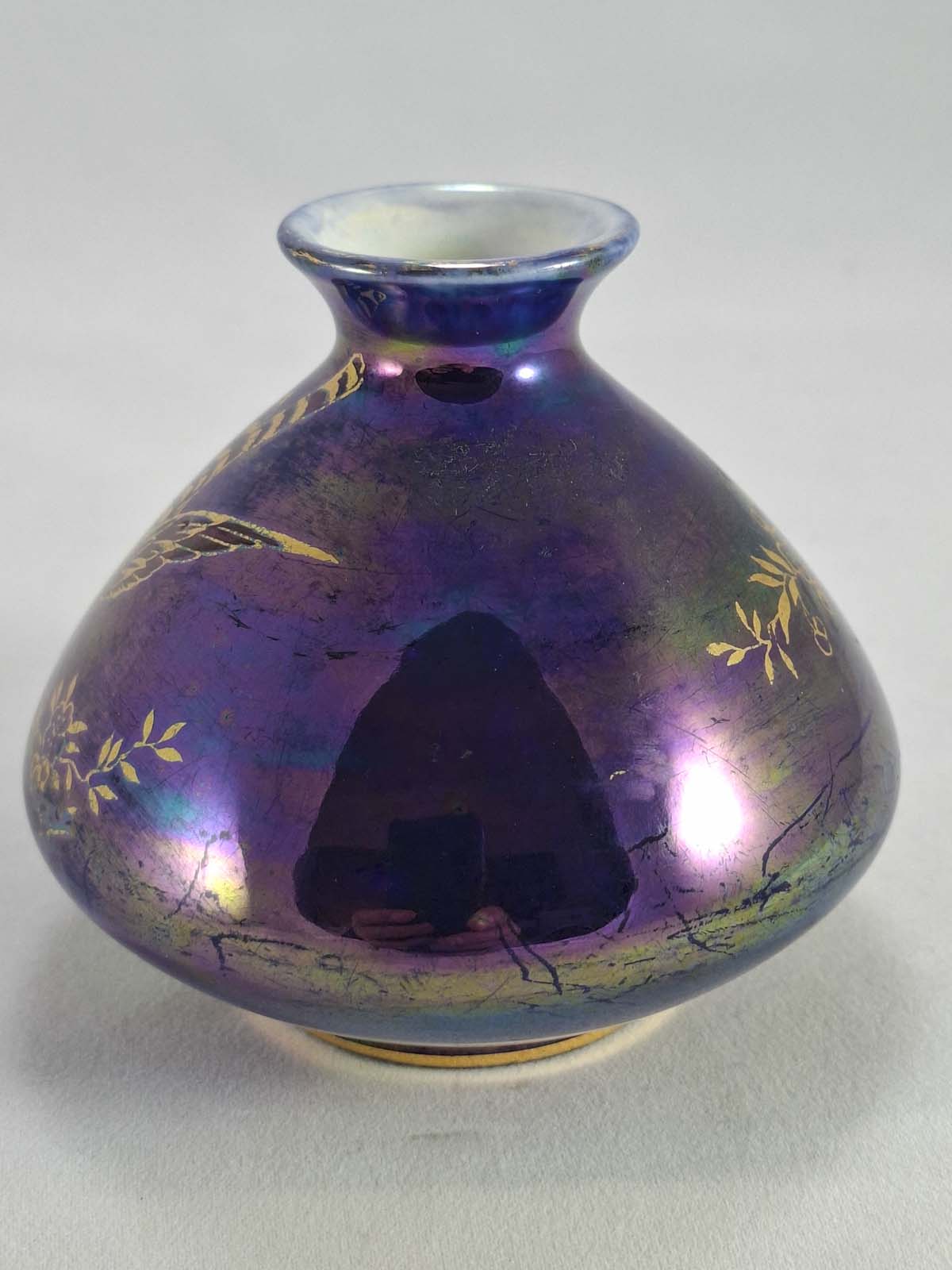 Fielding’s Devon Lustrine Vase - Image 5