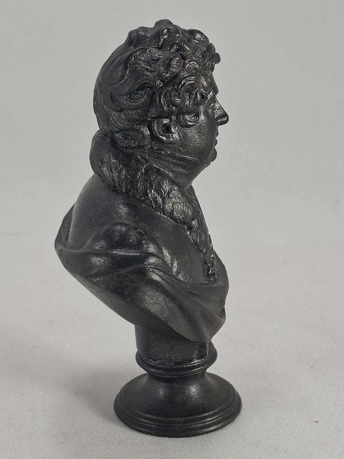 Small Bronze Bust of William IV - Image 2