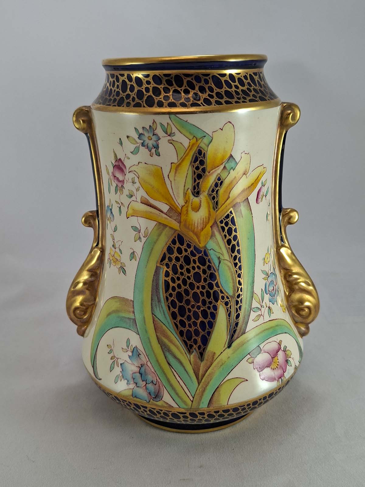 Wileman & Co Faience Old Chelsea Vase