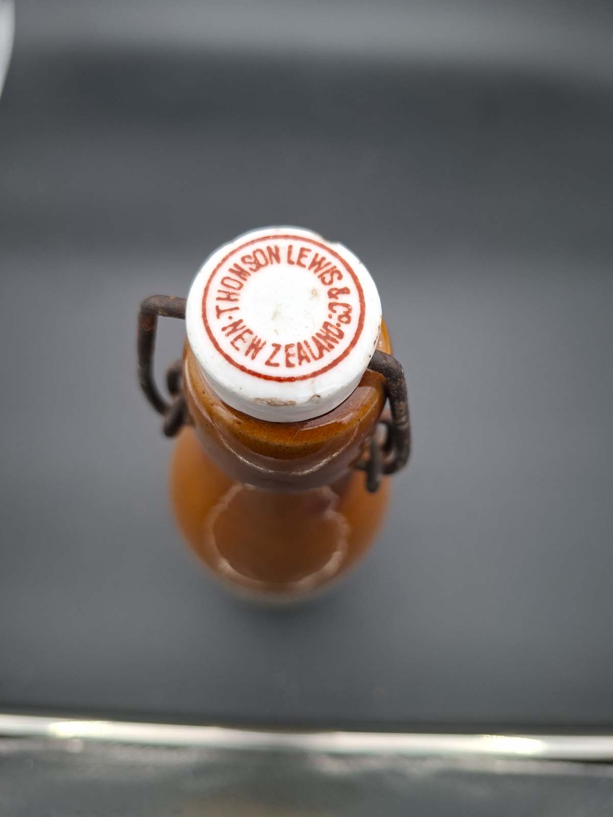 Thomson Lewis Wellington, Wanganui & Petone Ginger Beer Bottle - Image 6