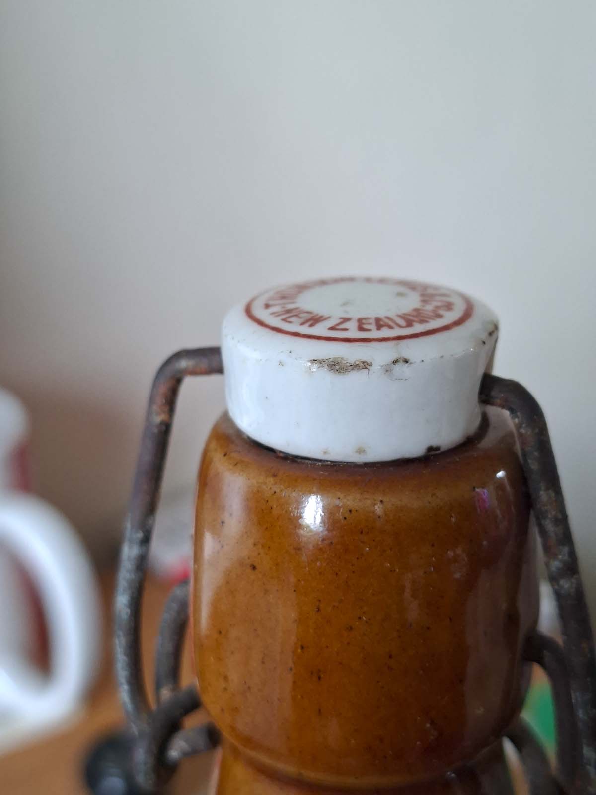 Thomson Lewis Wellington, Wanganui & Petone Ginger Beer Bottle - Image 9