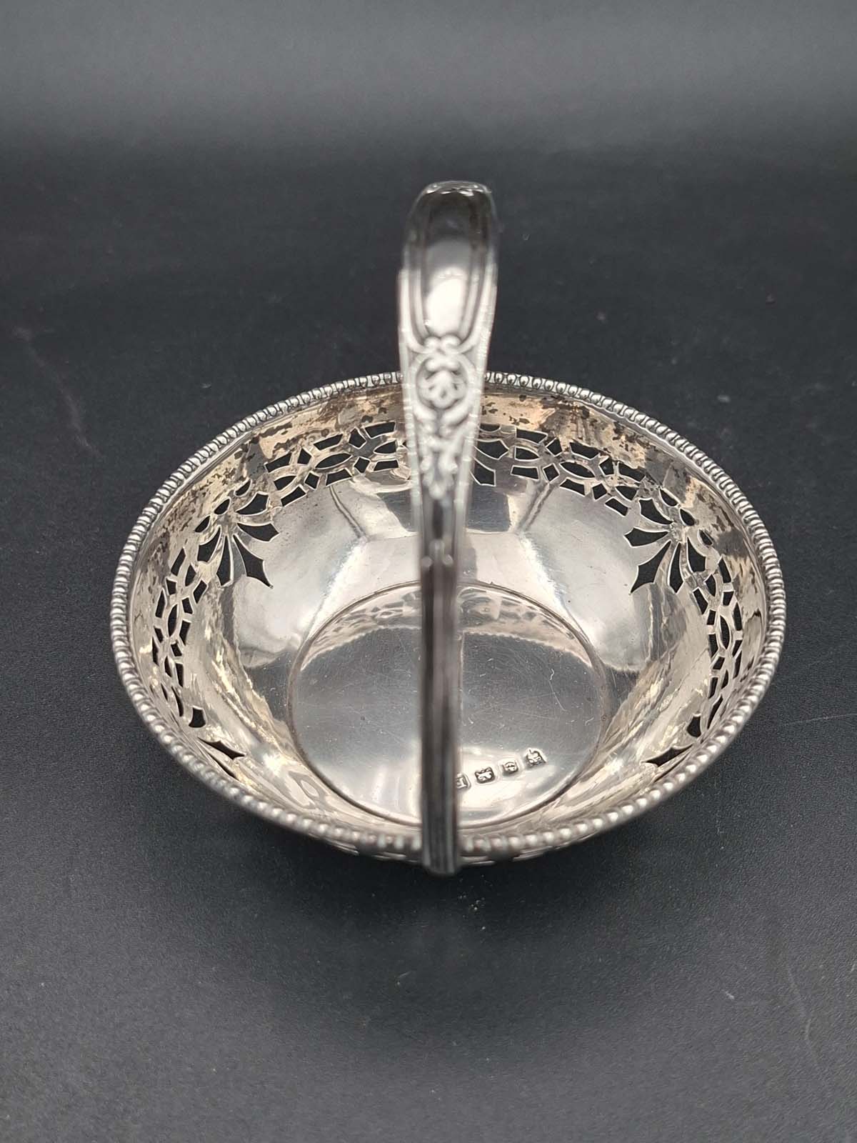 Pierced Sterling Silver Handled Bonbon Dish 1929 - Image 4