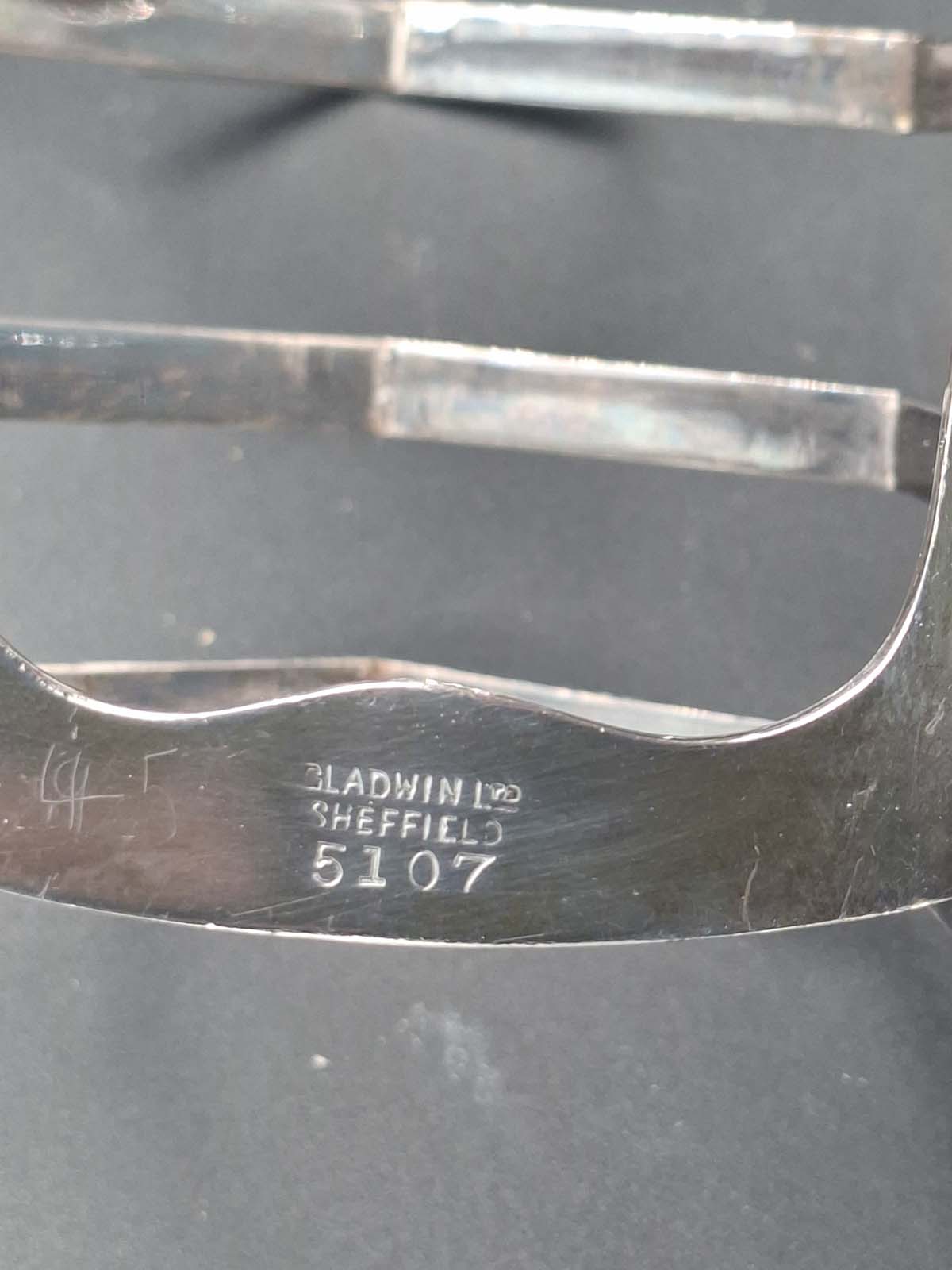 Heavy Sterling Silver 4 Slice Toast Rack 1950 - Image 4