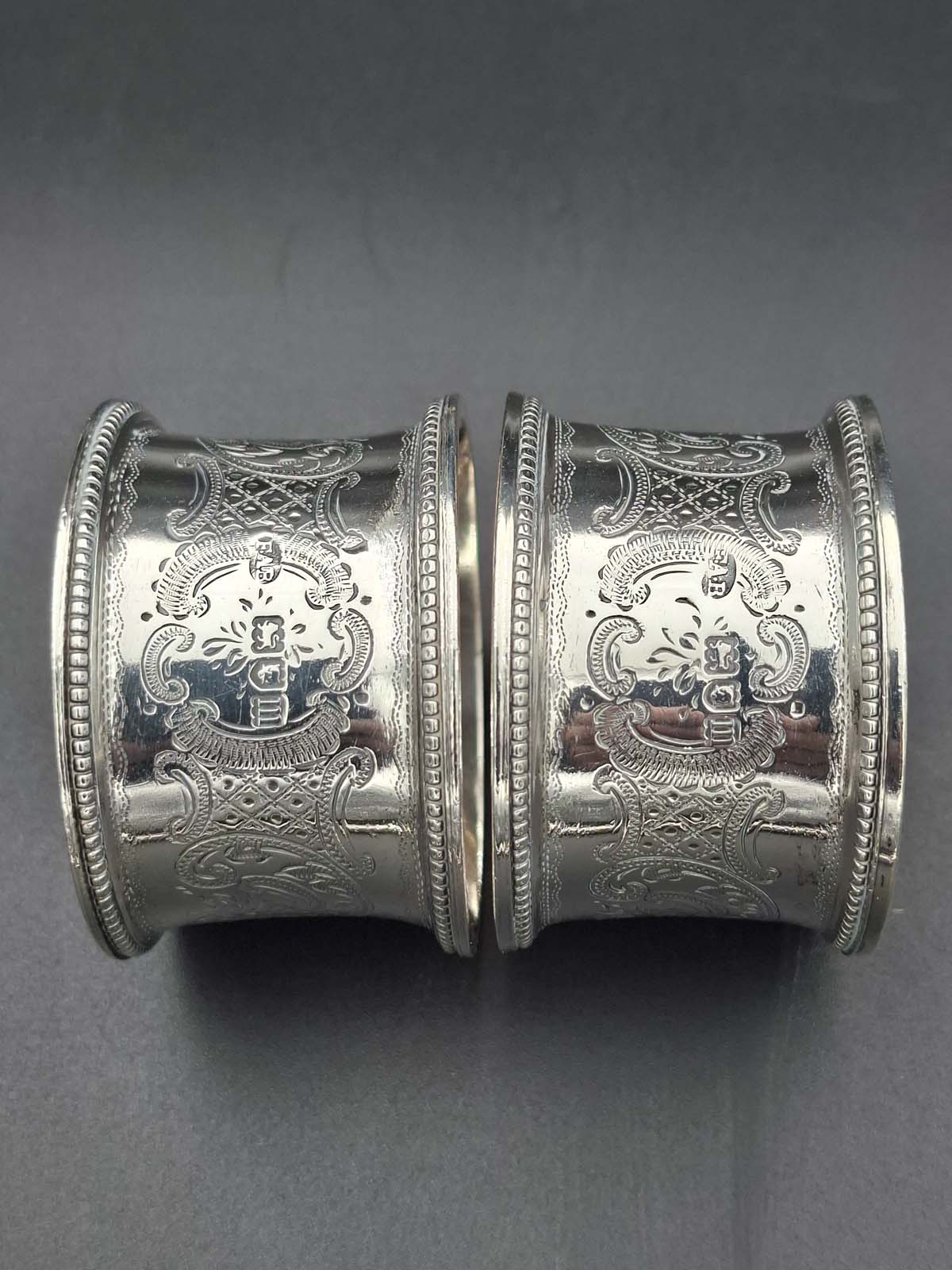 A Pair of Sterling Silver Napkin Rings London 1907 - Image 2