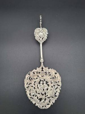 Sterling Silver Victorian Ornate Bonbon Server