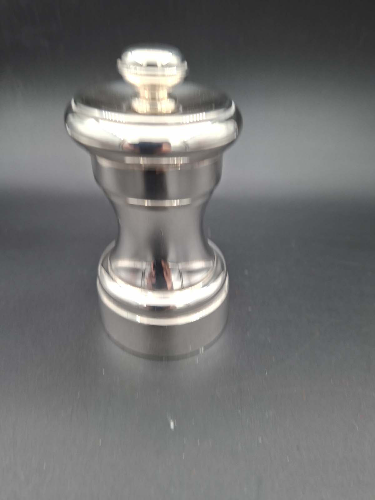 Sterling Silver Pepper Grinder USA - Image 3