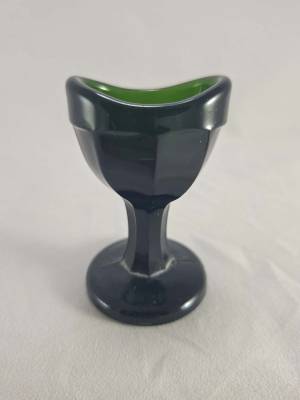 Dark Green Eye Wash Glass