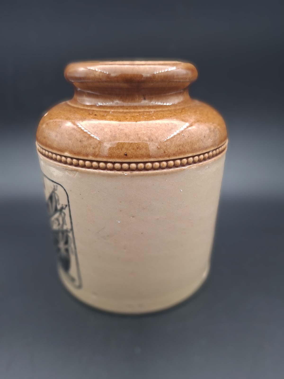 A Young’s (Wellington) YCC Piccalilli Jar - Image 4