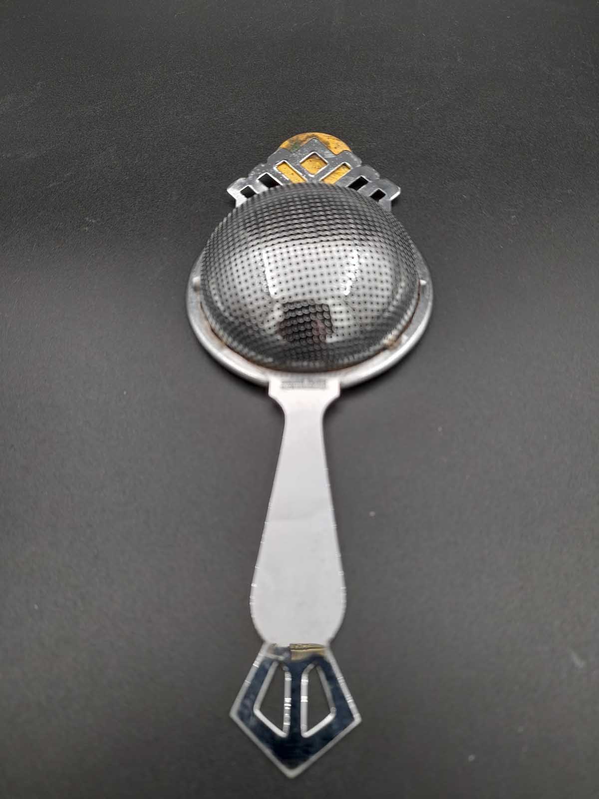 Souvenir Tea Strainer From the M.V. Dominion Monarch - Image 3