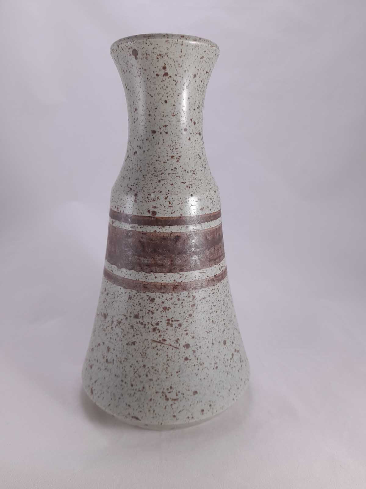 Cinque Ports Pottery “The Monastery Rhy” Vase - Image 2