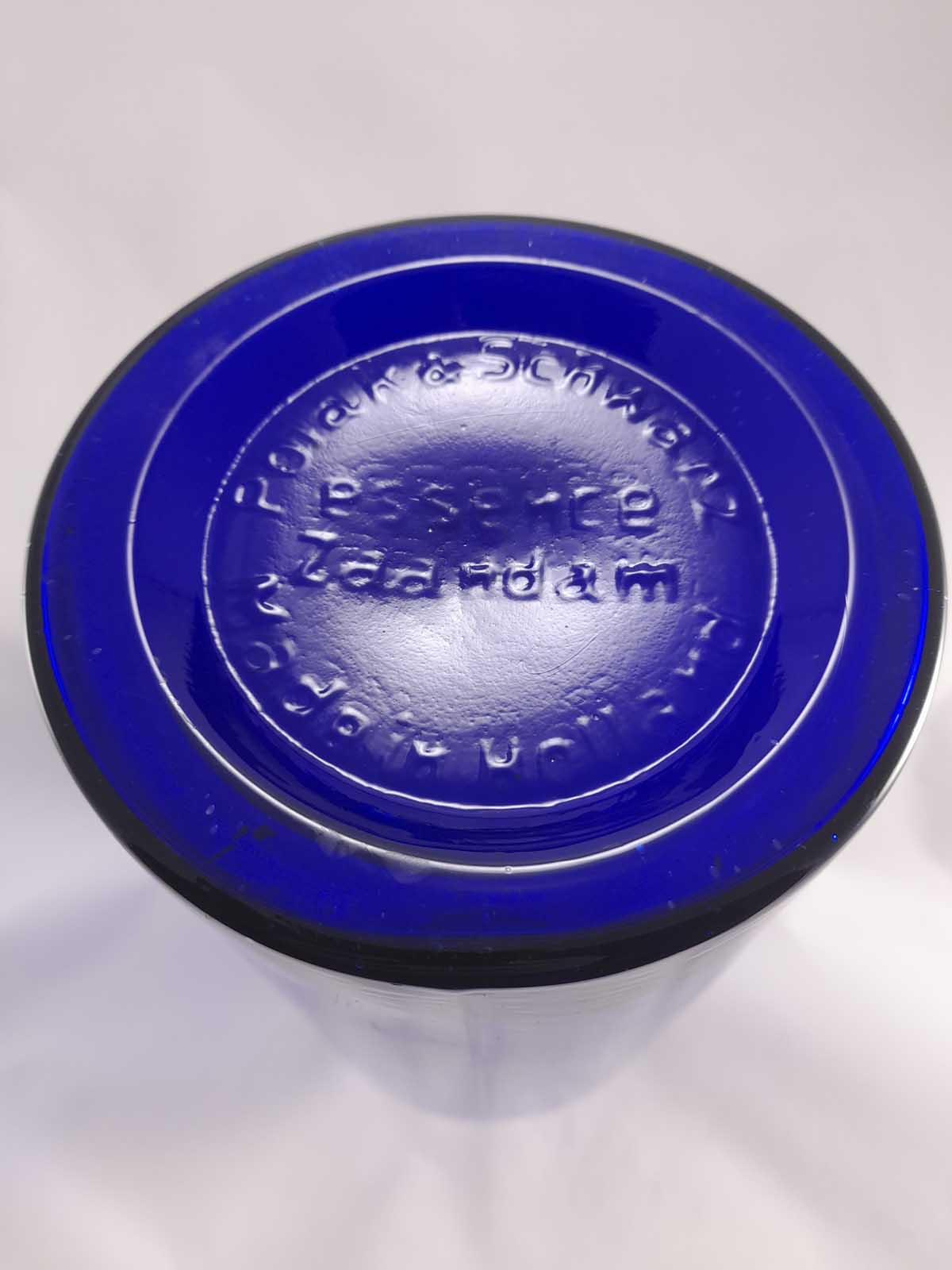 Cobalt Blue Glass Bulk Chemist Bottle - Image 6