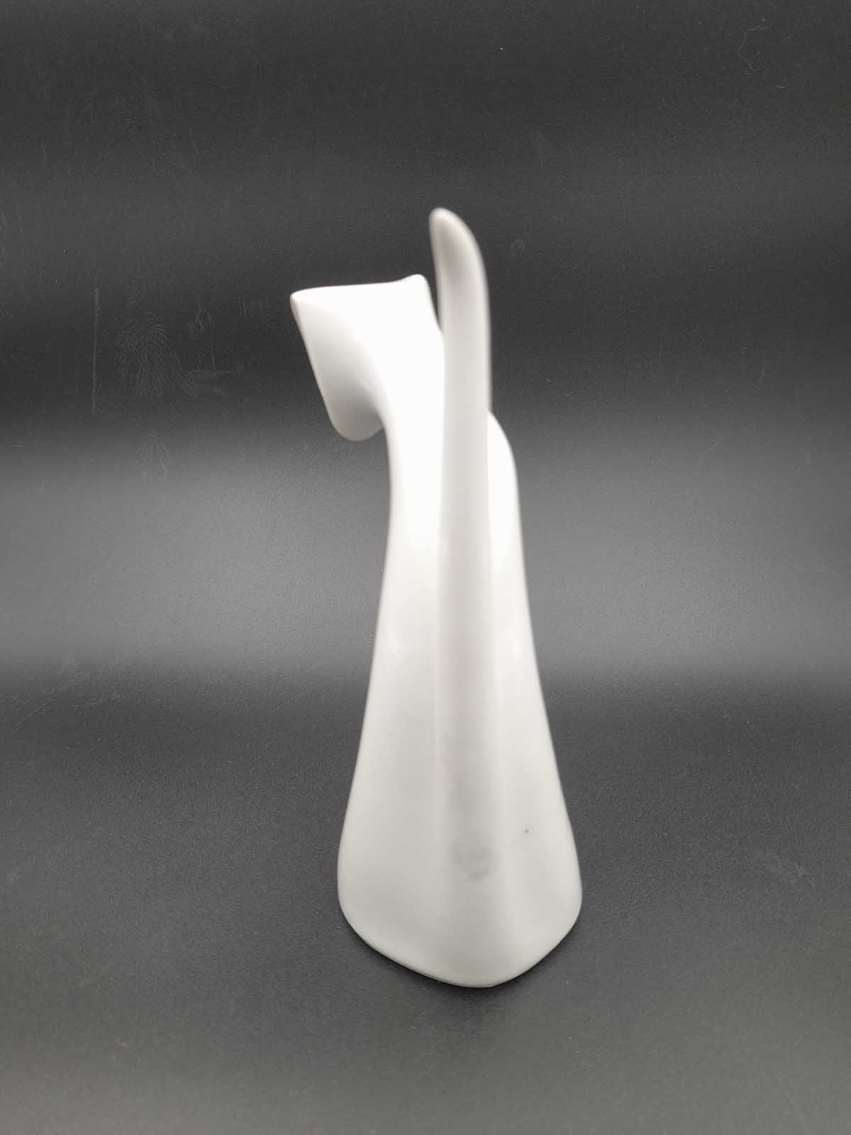 Mid Century Royal Dux White Sitting Cat - Image 2